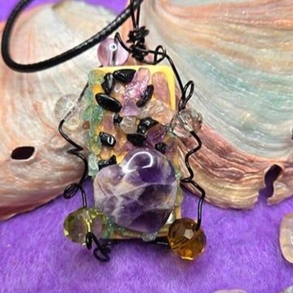 Amethyst Gemstone Heart with Crystal Chips and Beads Pendant - Picture 6 of 6